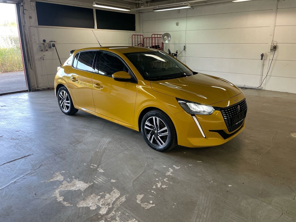Peugeot 208 1,2 PureTech 100 Allure EAT8 5d