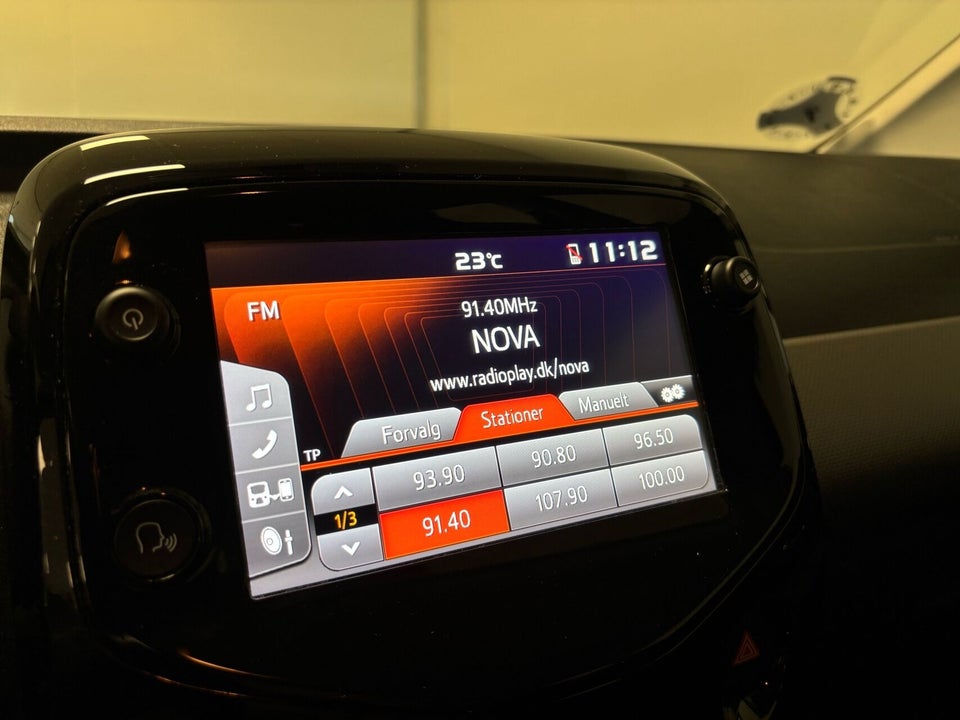 Peugeot 108 1,0 e-VTi 72 Selection Tech 5d