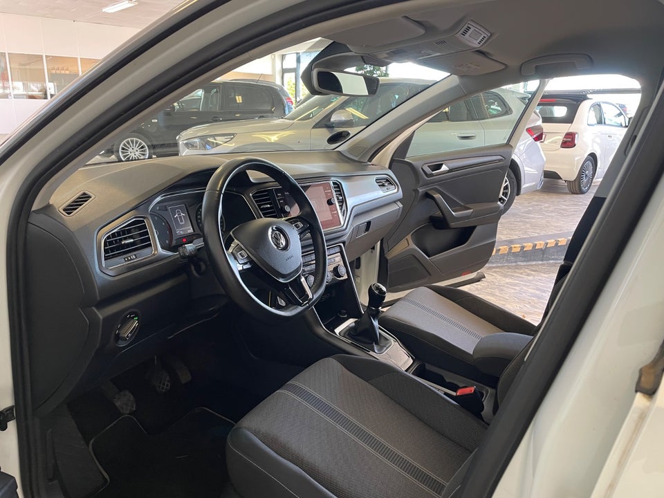 VW T-Roc 1,0 TSi 115 Style 5d