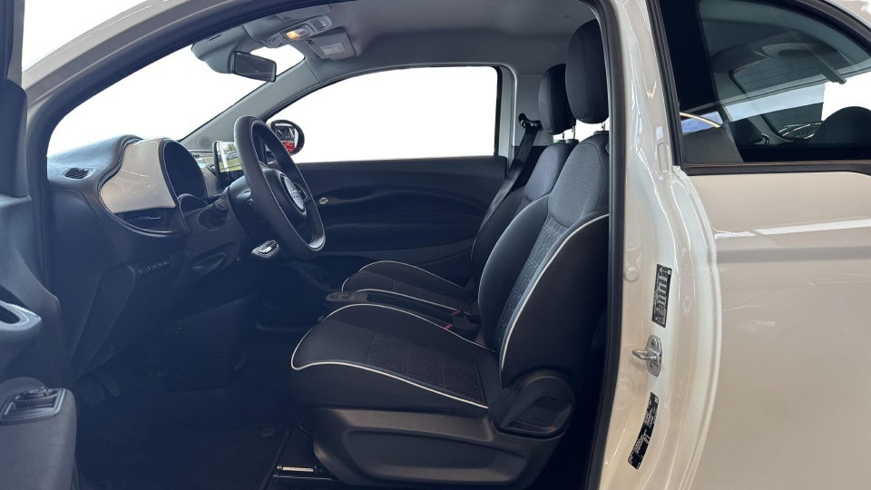 Fiat 500e 42 Icon 3d