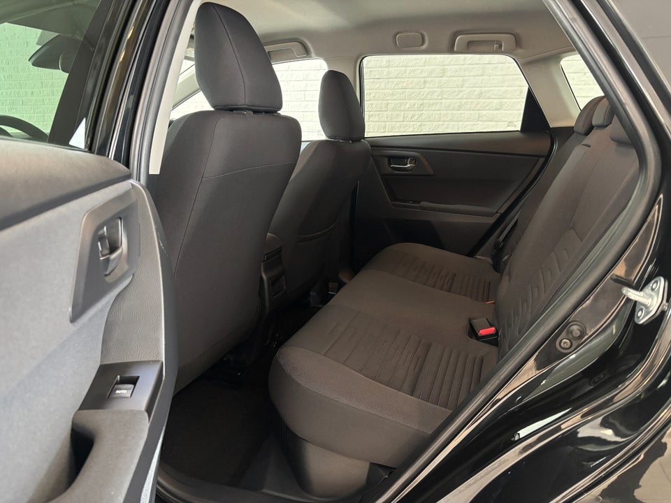Toyota Auris 1,8 Hybrid H1 Touring Sports CVT 5d