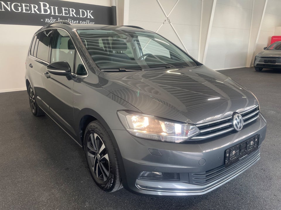 VW Touran 1,6 TDi 115 Comfortline DSG 7prs 5d