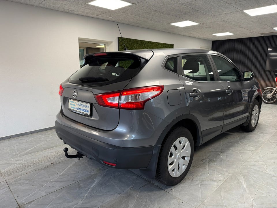 Nissan Qashqai 1,2 Dig-T 115 Acenta 5d