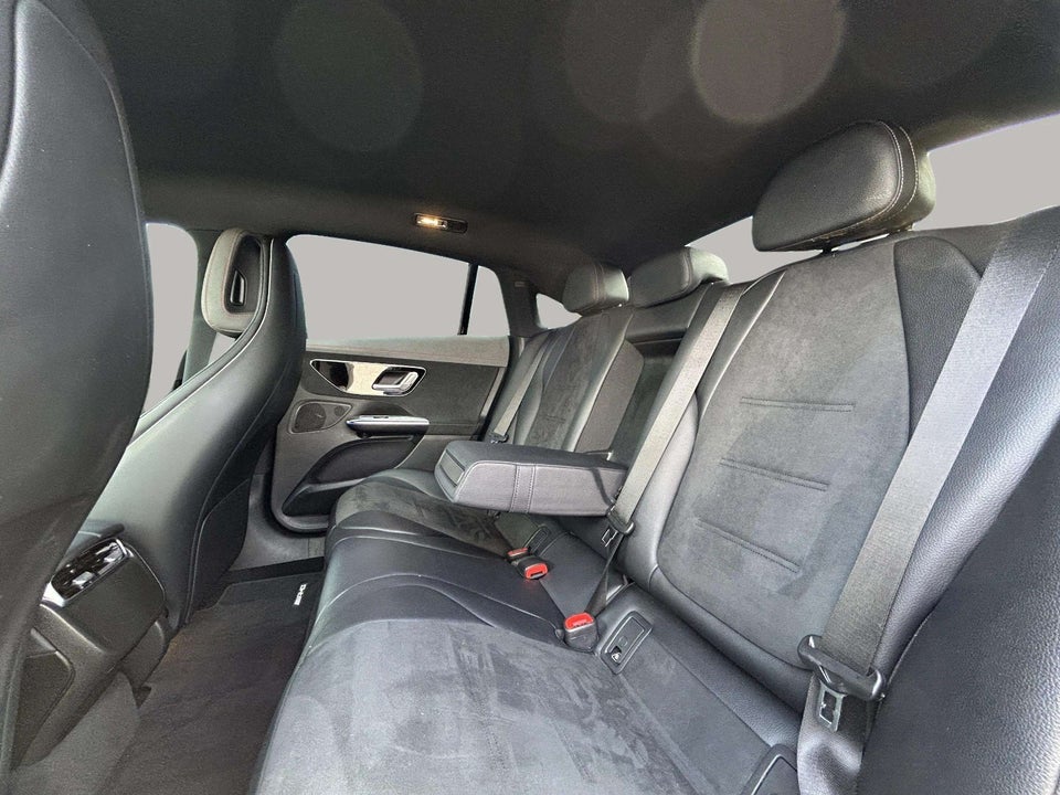 Mercedes EQE350 AMG Line 4d