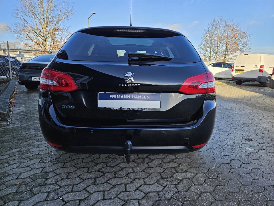 Peugeot 308 1,5 BlueHDi 130 Infinity Sky SW 5d