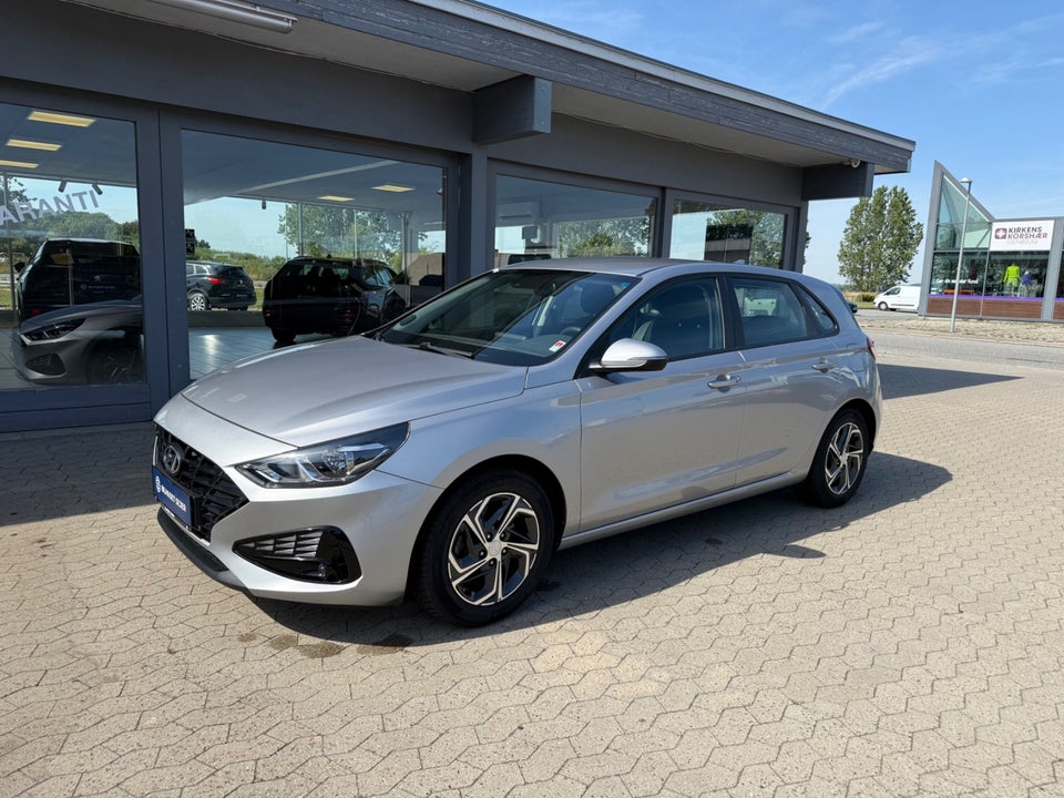 Hyundai i30 1,0 T-GDi Essential 5d