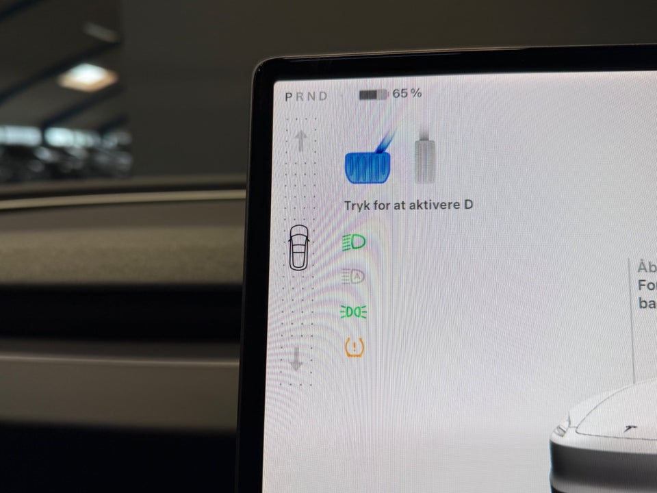 Tesla Model 3 RWD 4d