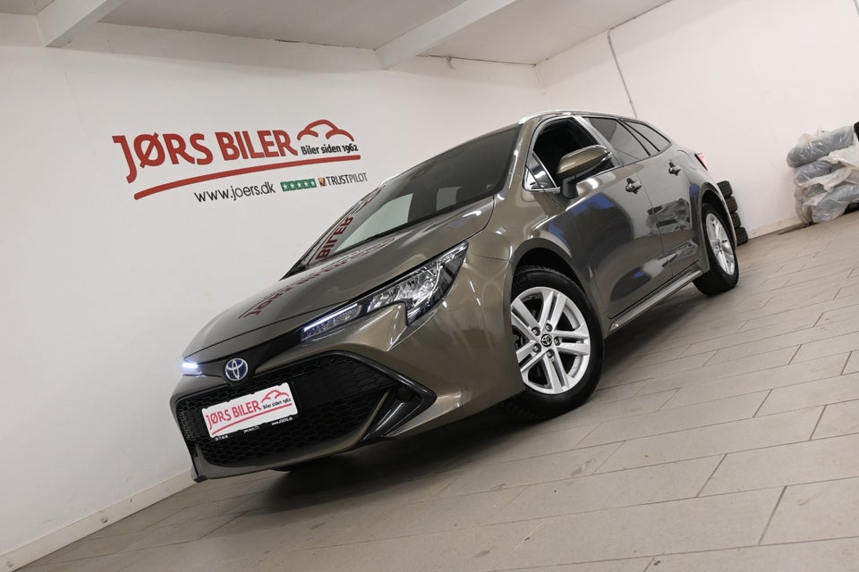 Toyota Corolla 1,8 Hybrid Active Smart Touring Sports MDS 5d