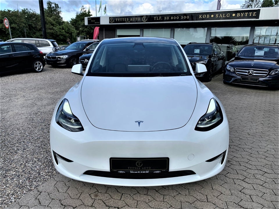 Tesla Model Y Long Range AWD 5d