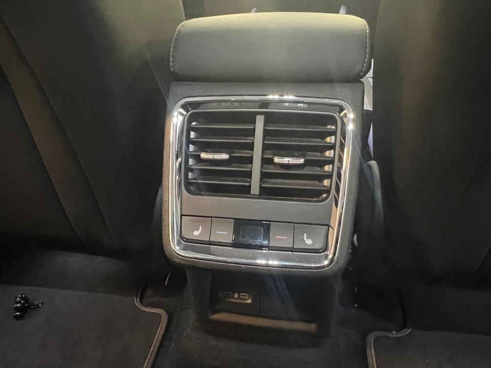 Skoda Enyaq 80 iV Suite 5d