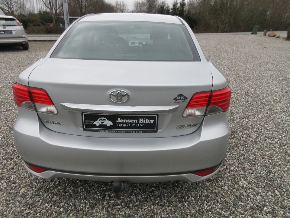 Toyota Avensis 1,6 VVT-i T1 4d