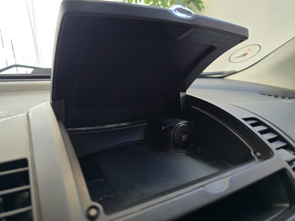 Nissan Note 1,4 Visia 5d