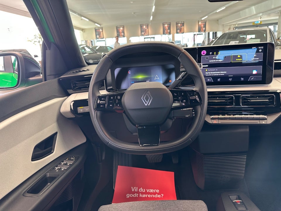 Renault 5 E-Tech 40 Evolution 5d