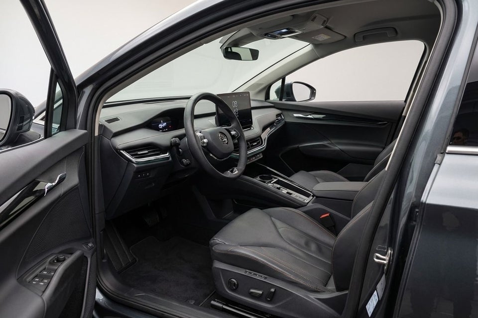 Skoda Enyaq 80 iV Plus Suite 5d