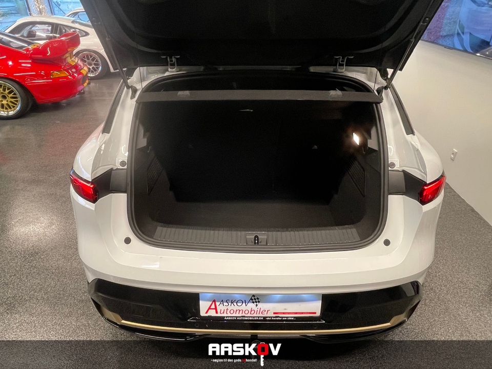 Renault Megane E-Tech 60 Iconic 5d