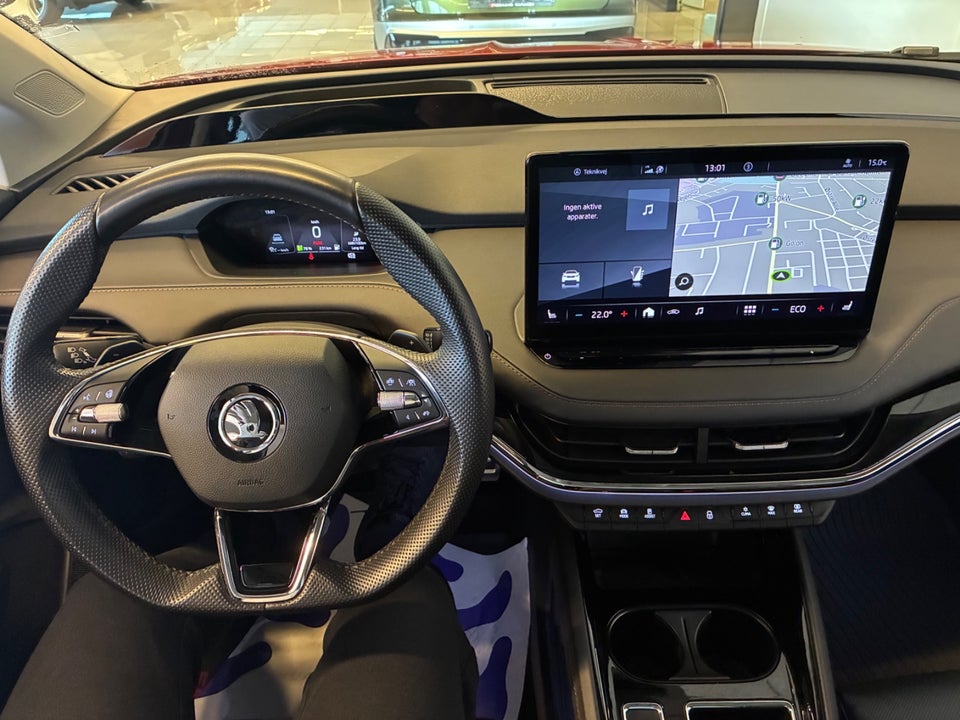 Skoda Enyaq 80 iV Design Selection Suite 5d