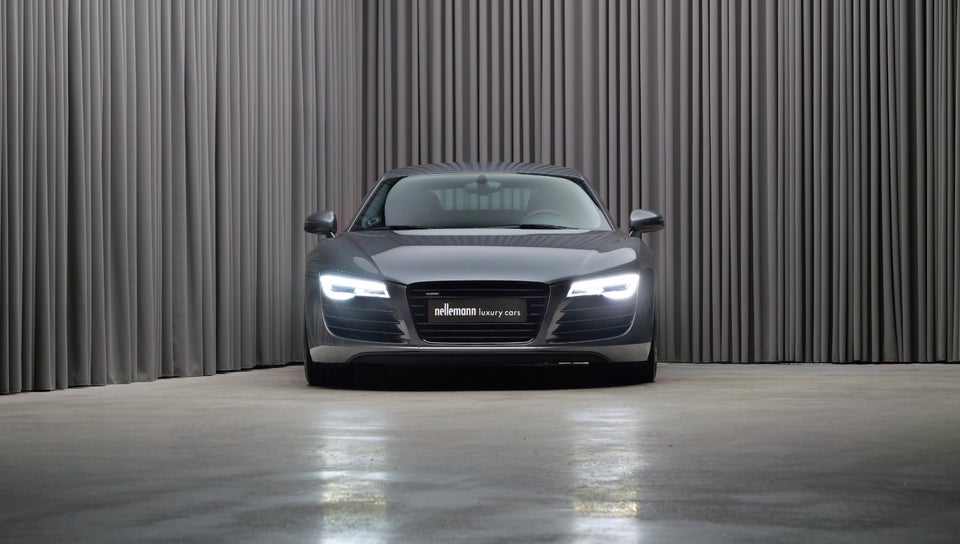 Audi R8 4,2 FSi Coupé quattro R-tr. 2d