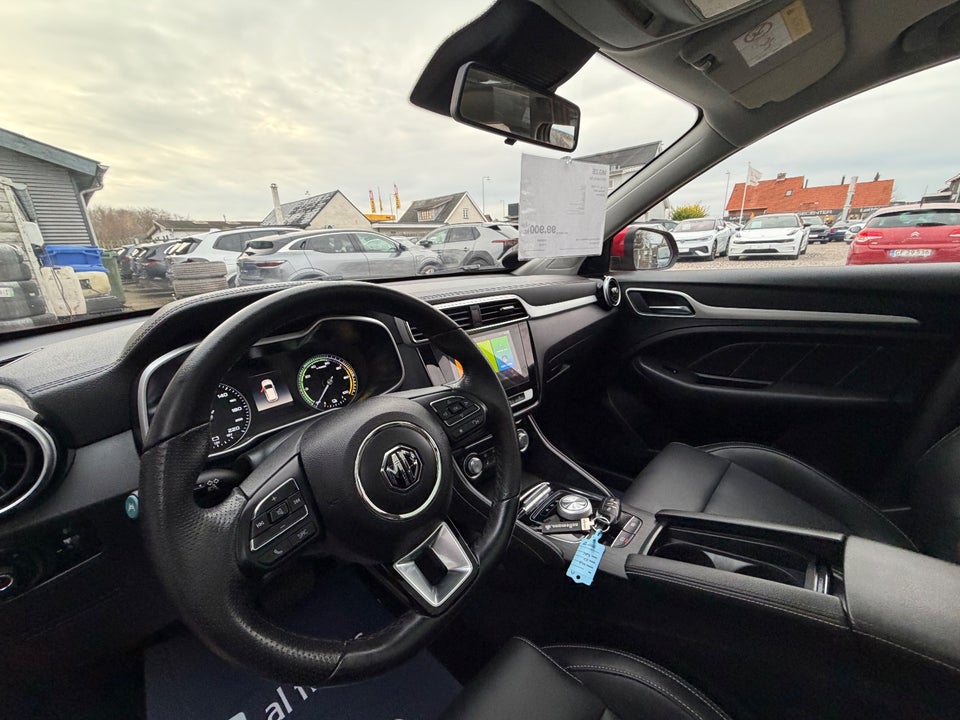 MG ZS EV Luxury 5d