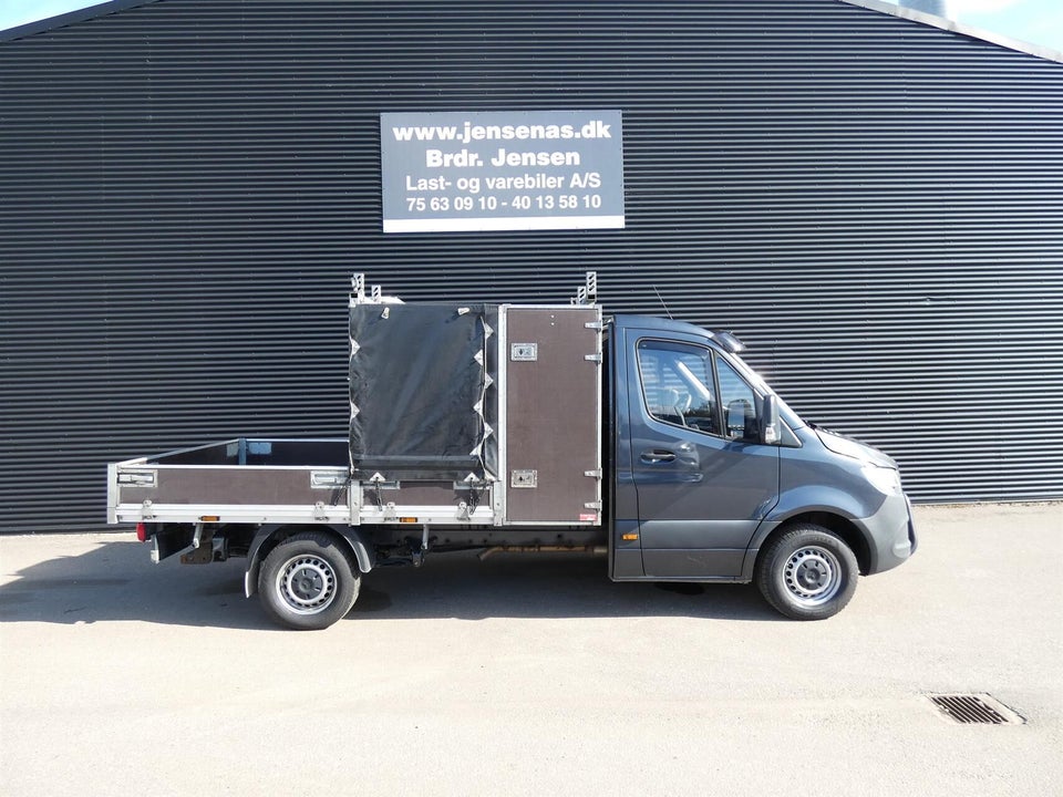 Mercedes Sprinter 319 2,0 CDi A2 Chassis aut. RWD 2d