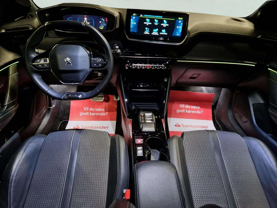 Peugeot e-208 50 GT Sky 5d