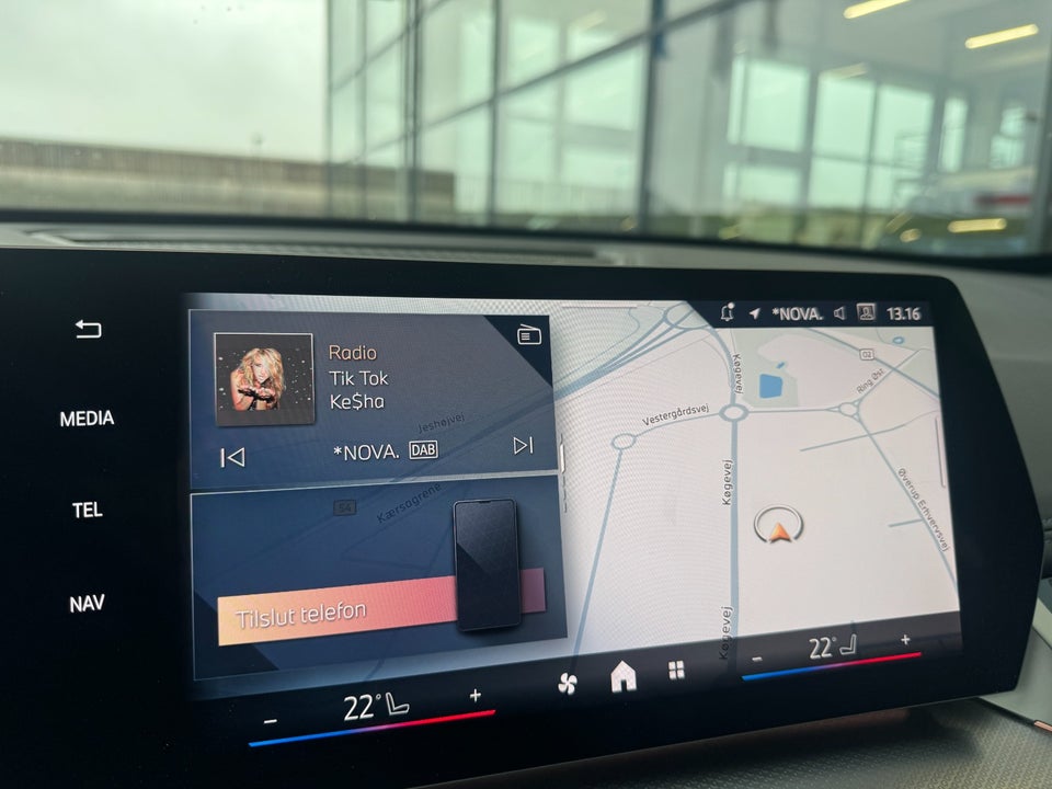 BMW iX1 xDrive30 M-Sport 5d