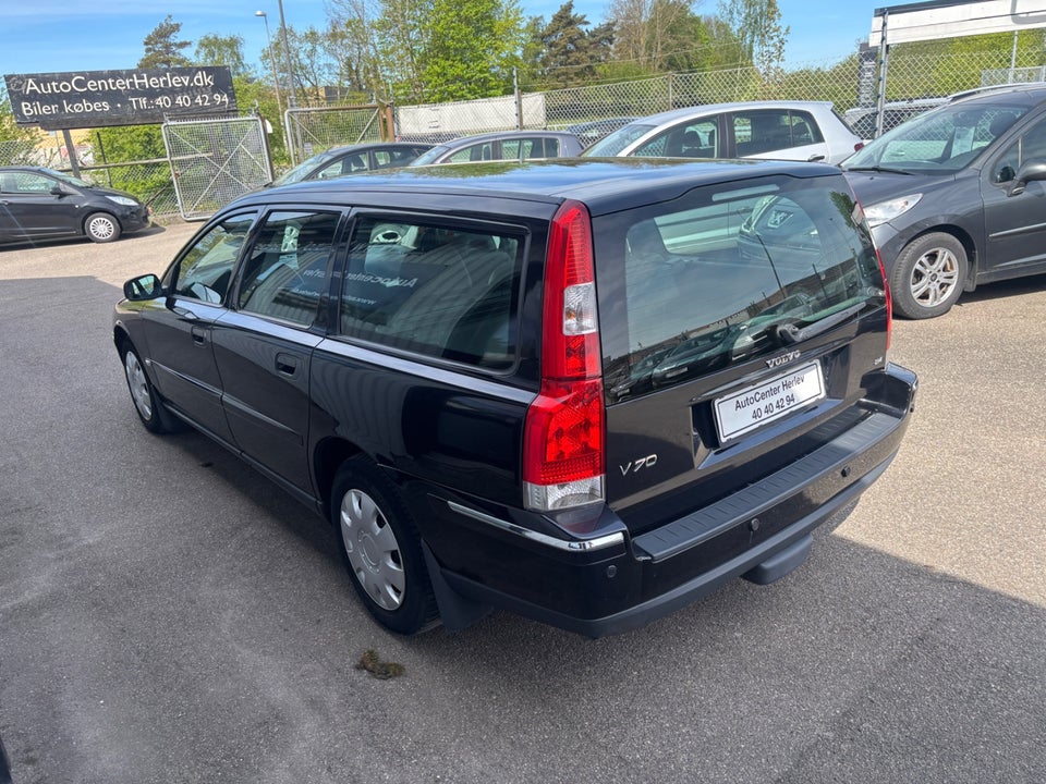 Volvo V70 2,4 170 aut. 5d
