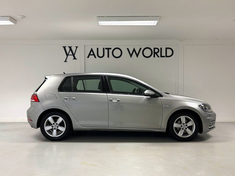 VW Golf VII 1,5 TSi 130 Comfortline DSG 5d
