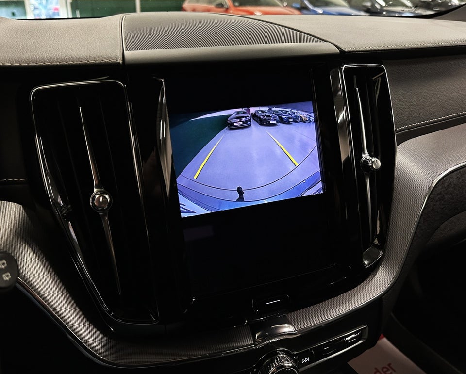 Volvo XC60 2,0 D4 190 R-Design aut. 5d