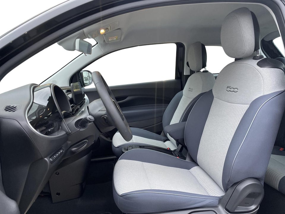 Fiat 500e 42 Icon 3d