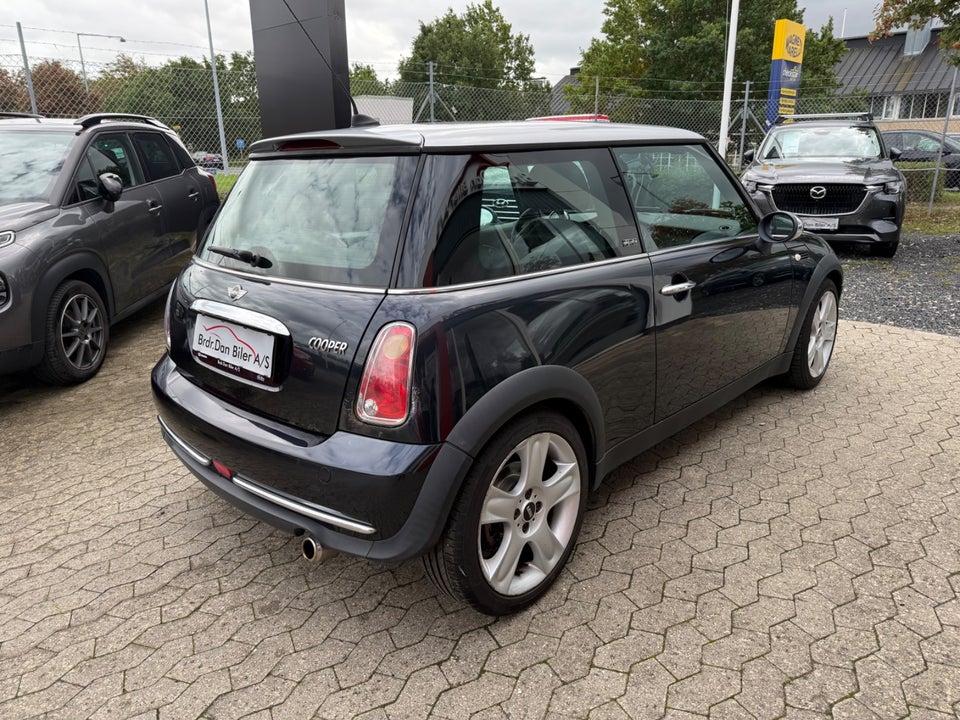 MINI Cooper 1,6  3d