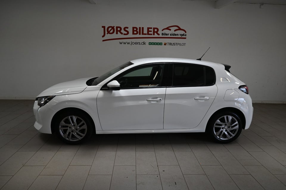 Peugeot 208 1,2 PureTech 100 Selection Tech 5d