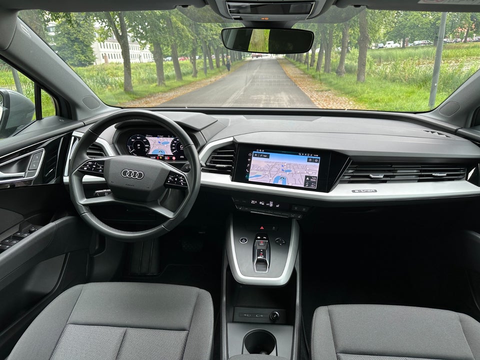 Audi Q4 e-tron 35  5d
