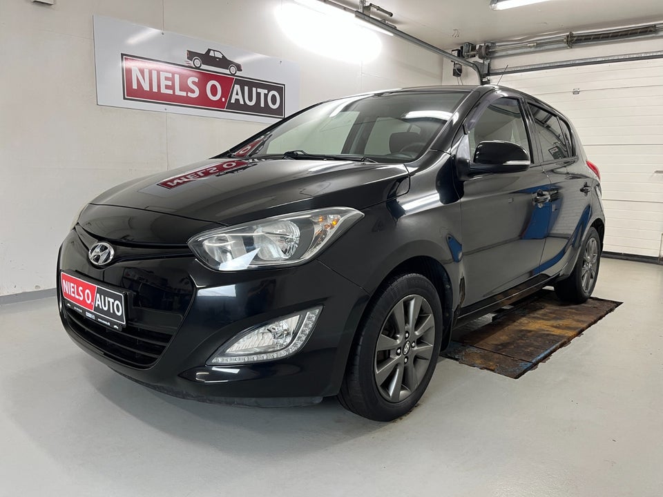 Hyundai i20 1,25 Classic XTR+ 5d