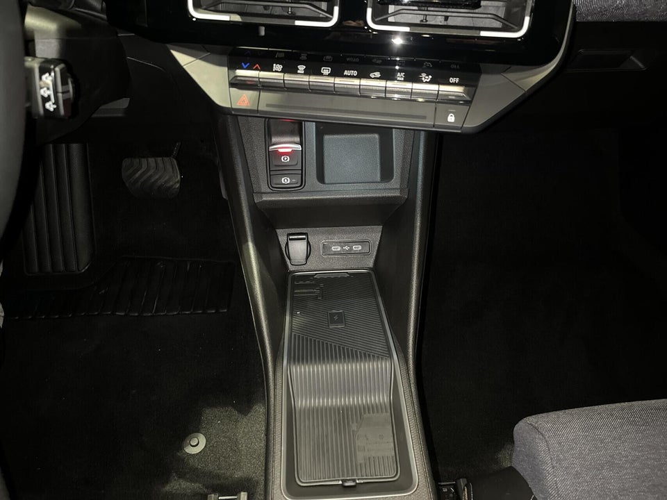 Renault 5 E-Tech 52 Techno 5d