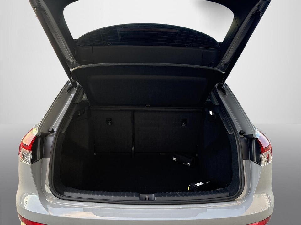 Audi Q4 e-tron 45 Progress quattro 5d