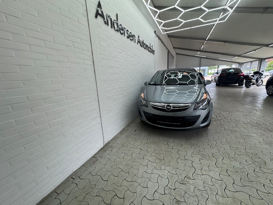 Opel Corsa 1,0 12V Enjoy 3d