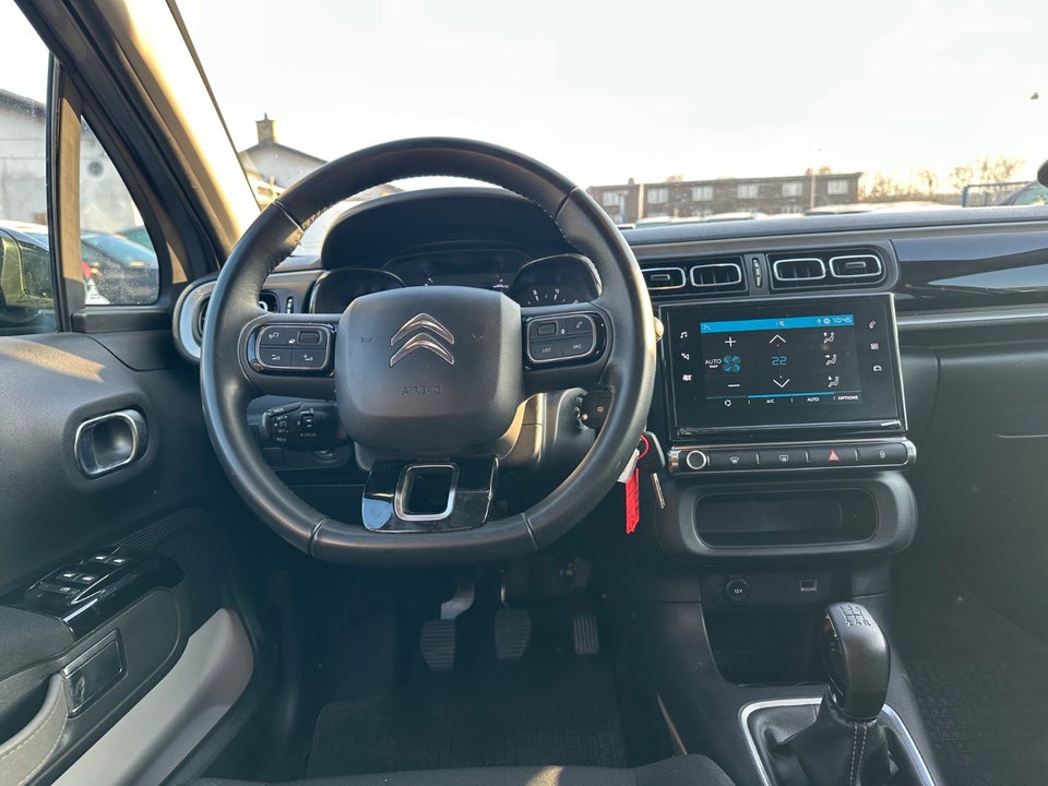 Citroën C3 1,2 PureTech 83 Shine Sport 5d