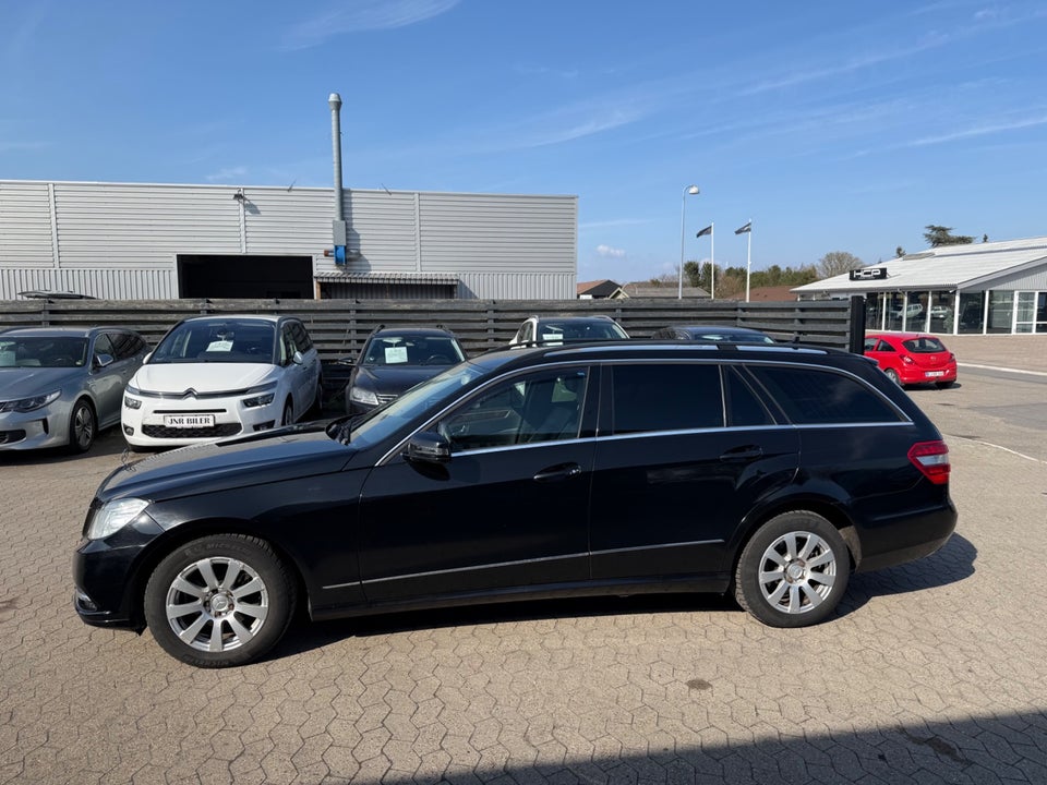 Mercedes E200 2,2 CDi stc. aut. BE 5d