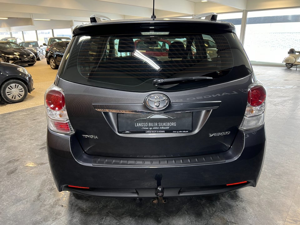 Toyota Verso 1,8 VVT-i T2 Touch 7prs 5d