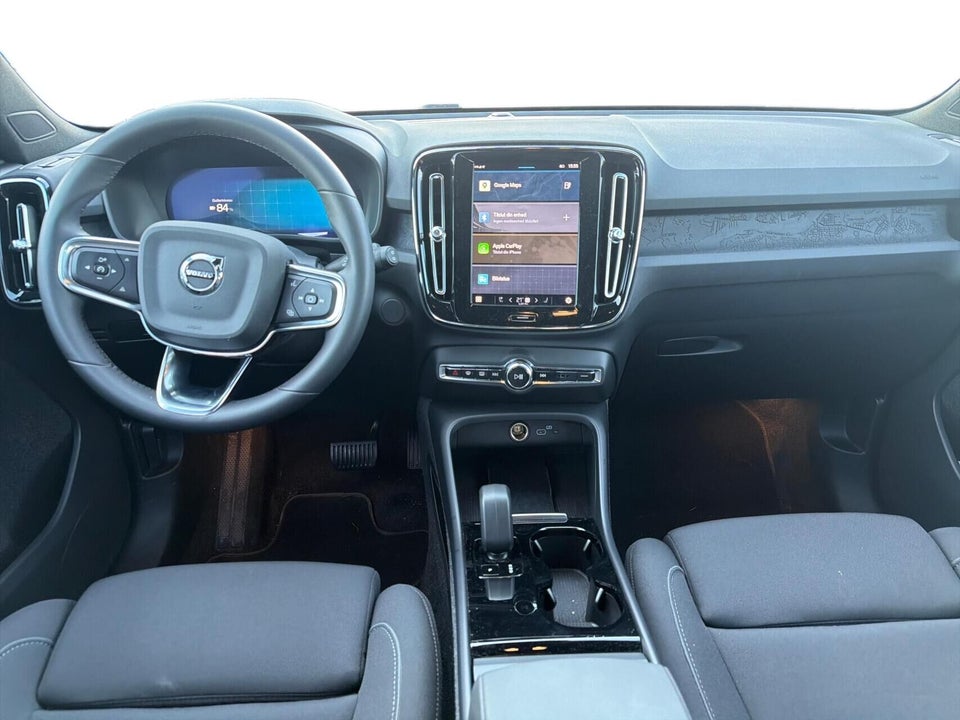 Volvo XC40 ReCharge Extended Range Plus 5d