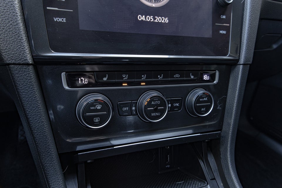VW Golf VII 1,6 TDi 115 Comfortline Variant DSG 5d