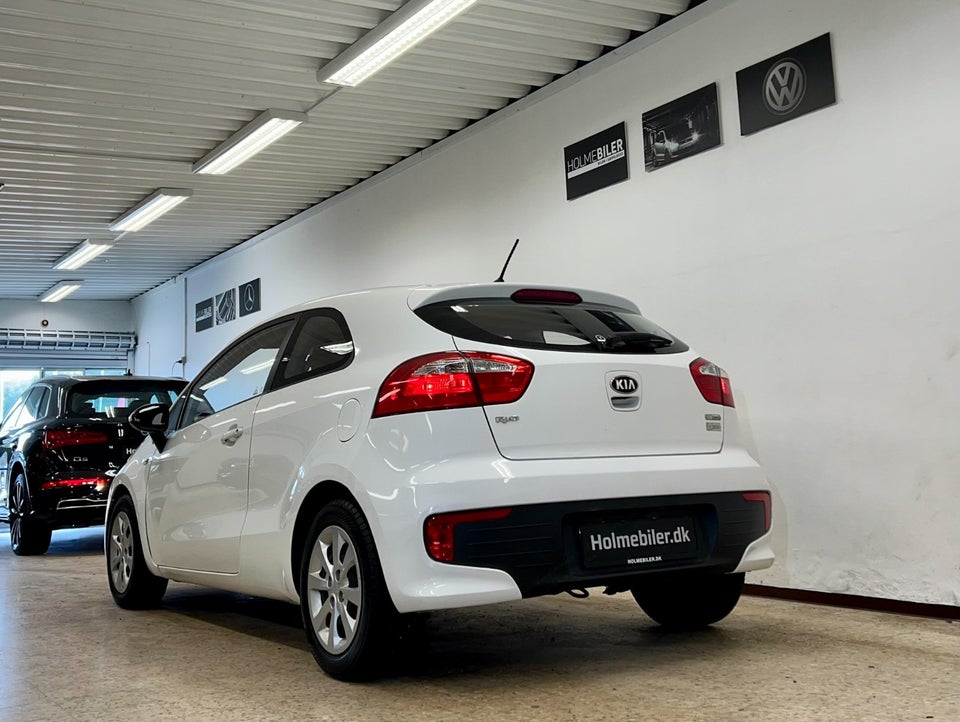 Kia Rio 1,2 CVVT Base 3d