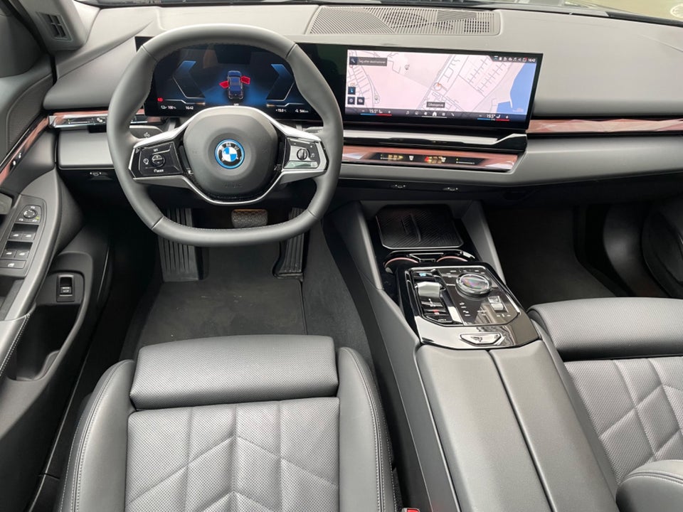 BMW i5 eDrive40 Sport Line 4d