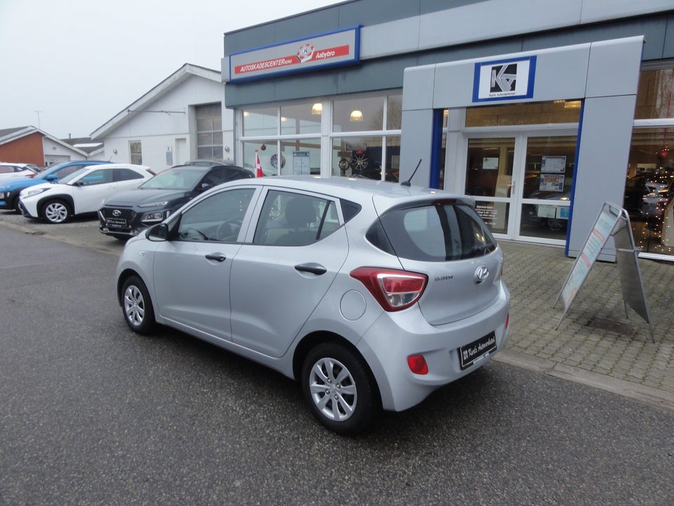 Hyundai i10 1,0 Move 5d