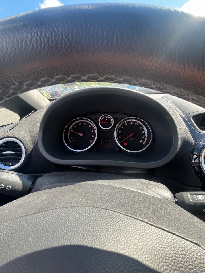 Opel Corsa 1,4 T 120 Sport 5d