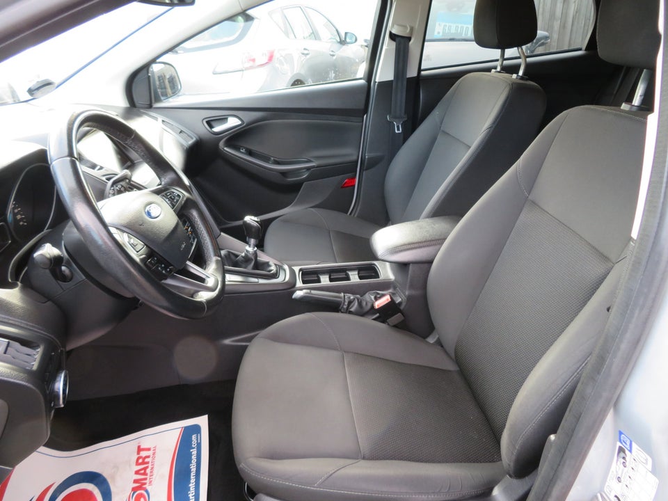 Ford Focus 1,0 SCTi 125 Business stc. 5d