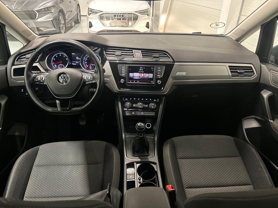 VW Touran 1,4 TSi 150 Comfortline 7prs 5d