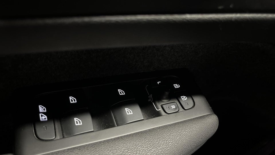 Volvo XC40 P6 ReCharge Plus 5d