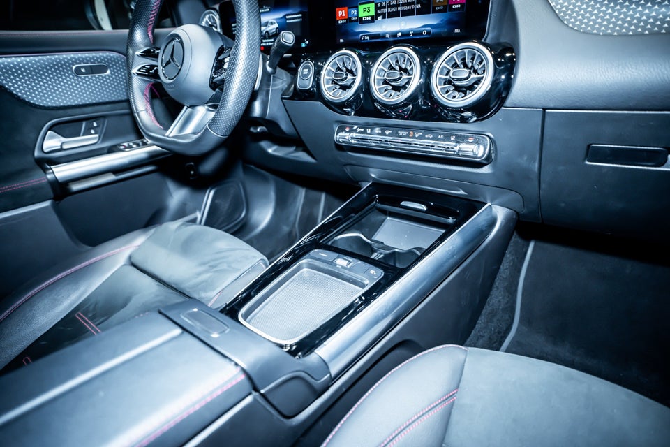 Mercedes EQA250+ AMG Advance 5d