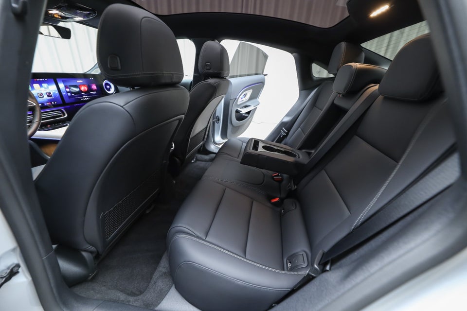 Mercedes CLA250+ electric Progressive Premium 4d